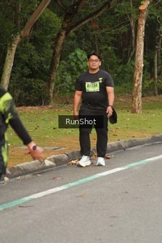 Runner Photo 5631592