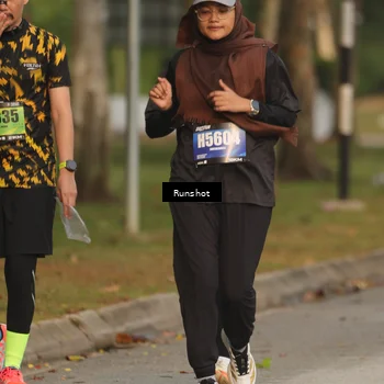 Runner Photo 5631636