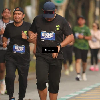 Runner Photo 5631662