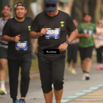 Runner Photo 5631666
