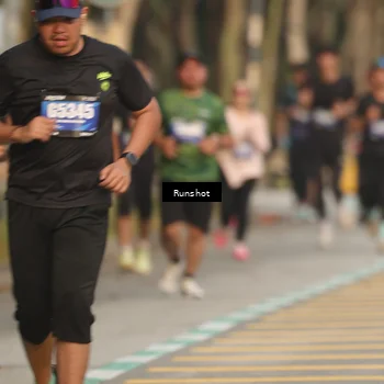 Runner Photo 5631671