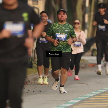 Runner Photo 5631696