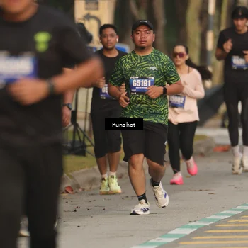Runner Photo 5631699