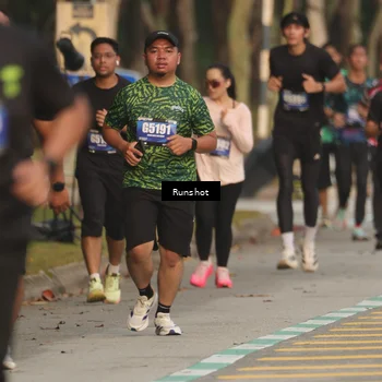 Runner Photo 5631704