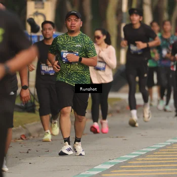 Runner Photo 5631709