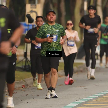 Runner Photo 5631711