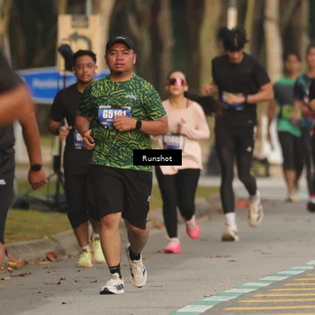 Runner Photo 5631716