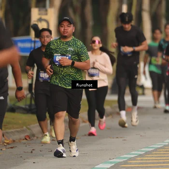Runner Photo 5631718