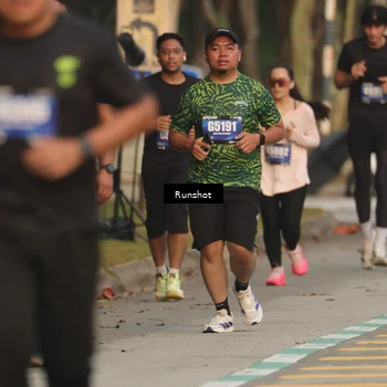 Runner Photo 5631729