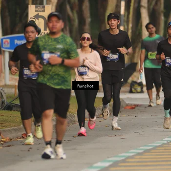 Runner Photo 5631734
