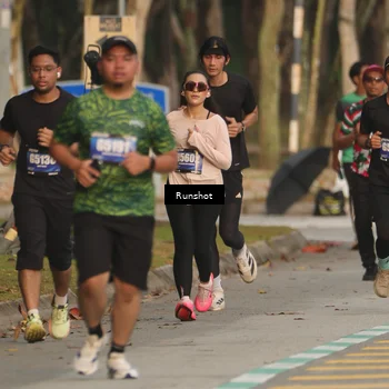 Runner Photo 5631750