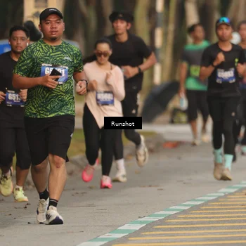 Runner Photo 5631756