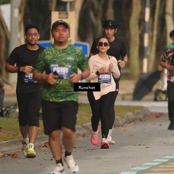Runner Photo 5631762