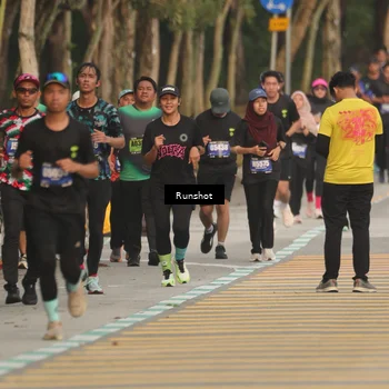 Runner Photo 5631797