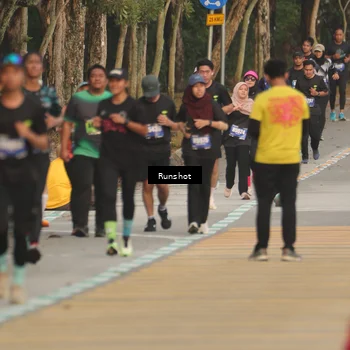 Runner Photo 5631809