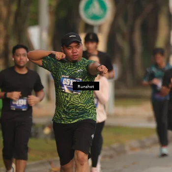 Runner Photo 5631865