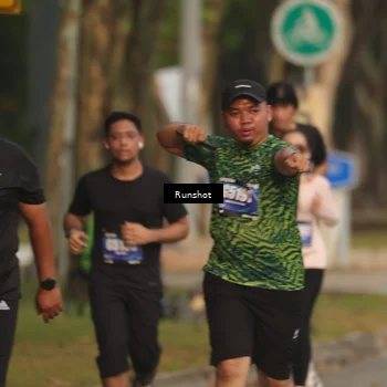 Runner Photo 5631868