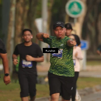 Runner Photo 5631869