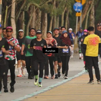 Runner Photo 5631897