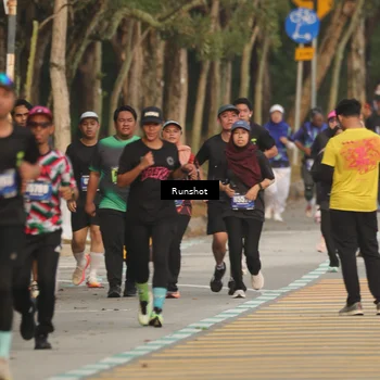 Runner Photo 5631906