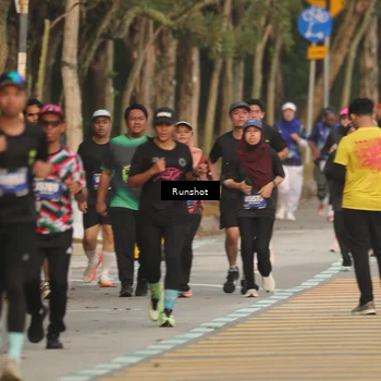 Runner Photo 5631907