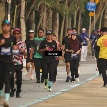 Runner Photo 5631913