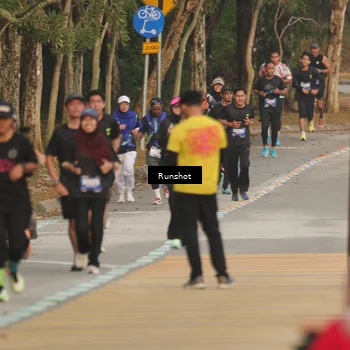 Runner Photo 5631915