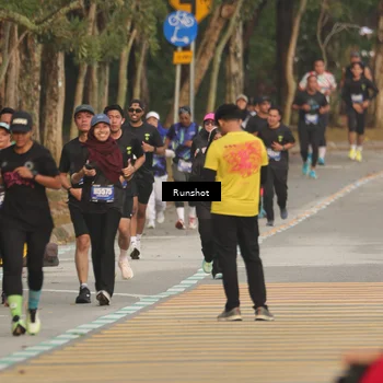 Runner Photo 5631924
