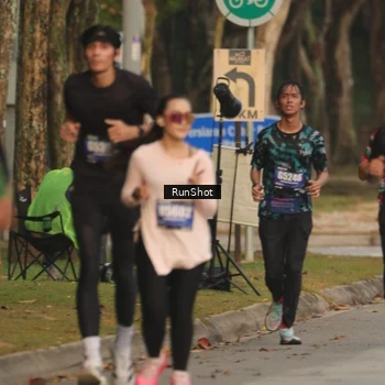 Runner Photo 5631939
