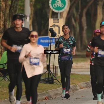 Runner Photo 5631948