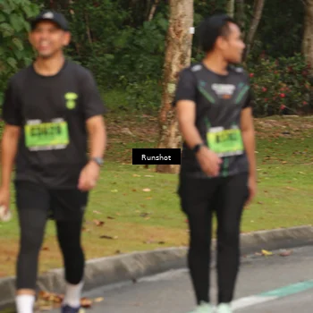 Runner Photo 5632024