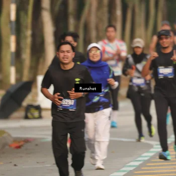 Runner Photo 5632100