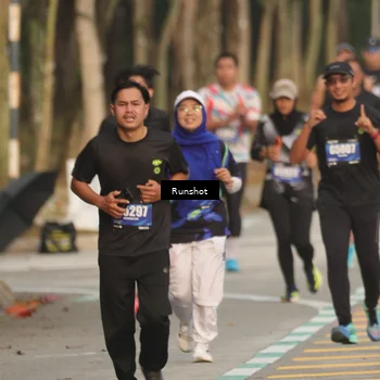 Runner Photo 5632102