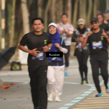 Runner Photo 5632105
