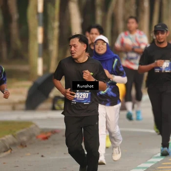 Runner Photo 5632118