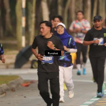 Runner Photo 5632120