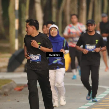 Runner Photo 5632125
