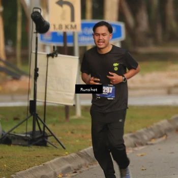 Runner Photo 5632184