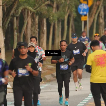 Runner Photo 5632199