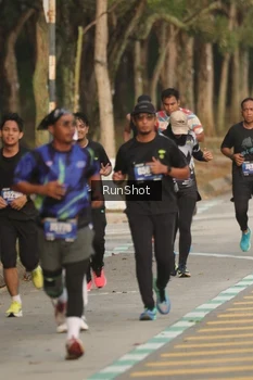 Runner Photo 5632210