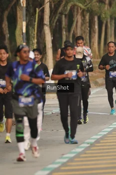 Runner Photo 5632217