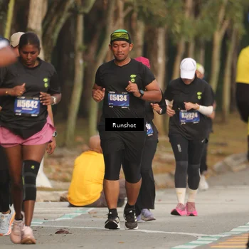 Runner Photo 5632241