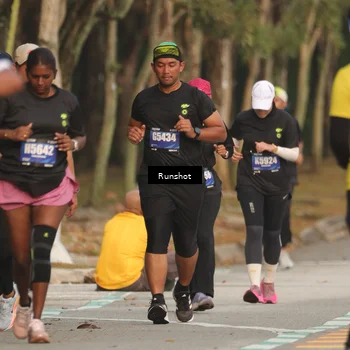 Runner Photo 5632242