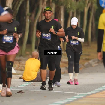 Runner Photo 5632246