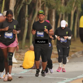 Runner Photo 5632257