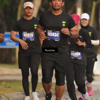 Runner Photo 5632271
