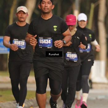 Runner Photo 5632315