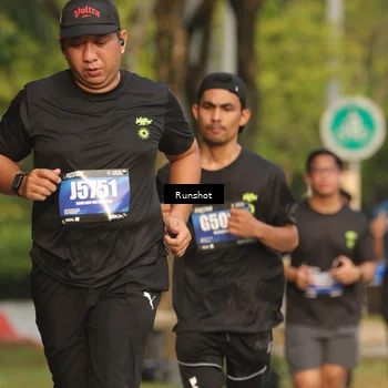 Runner Photo 5632355