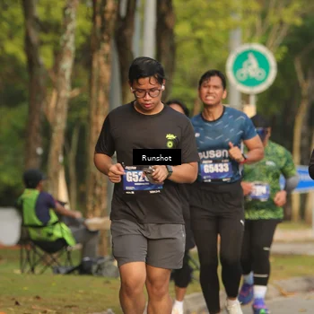 Runner Photo 5632399