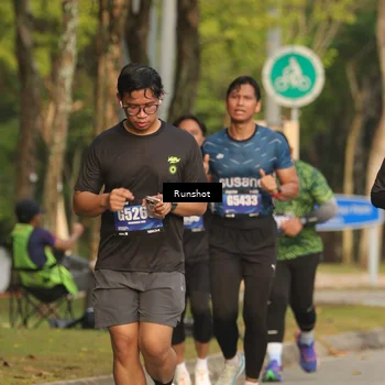 Runner Photo 5632403